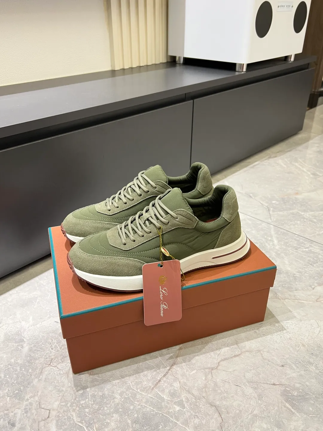Men's men's shoes 💰p480 Loro men's shoes 💰piana niche classic jogging shoes, men's lace-up casual shoes and sneakers, high-quality lightweight and comfortable fabrics, suitable for outdoor leisure, the color scheme is young and energetic, and it looks great with sportswear or casual suits! Size: 38-44 (45 customized)